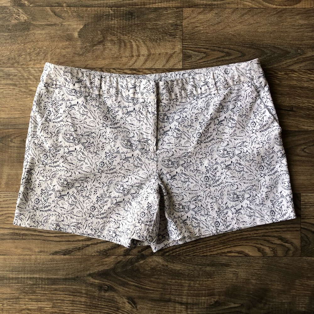 Lenard textured shorts